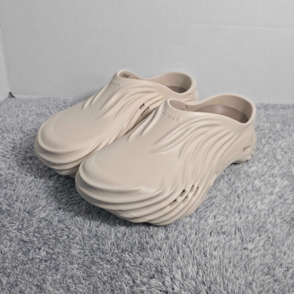 Crocs Echo Wave Clogs Mens 9 Womens 11 Almond Tint 210521-0LL Slip-On Shoes NWT